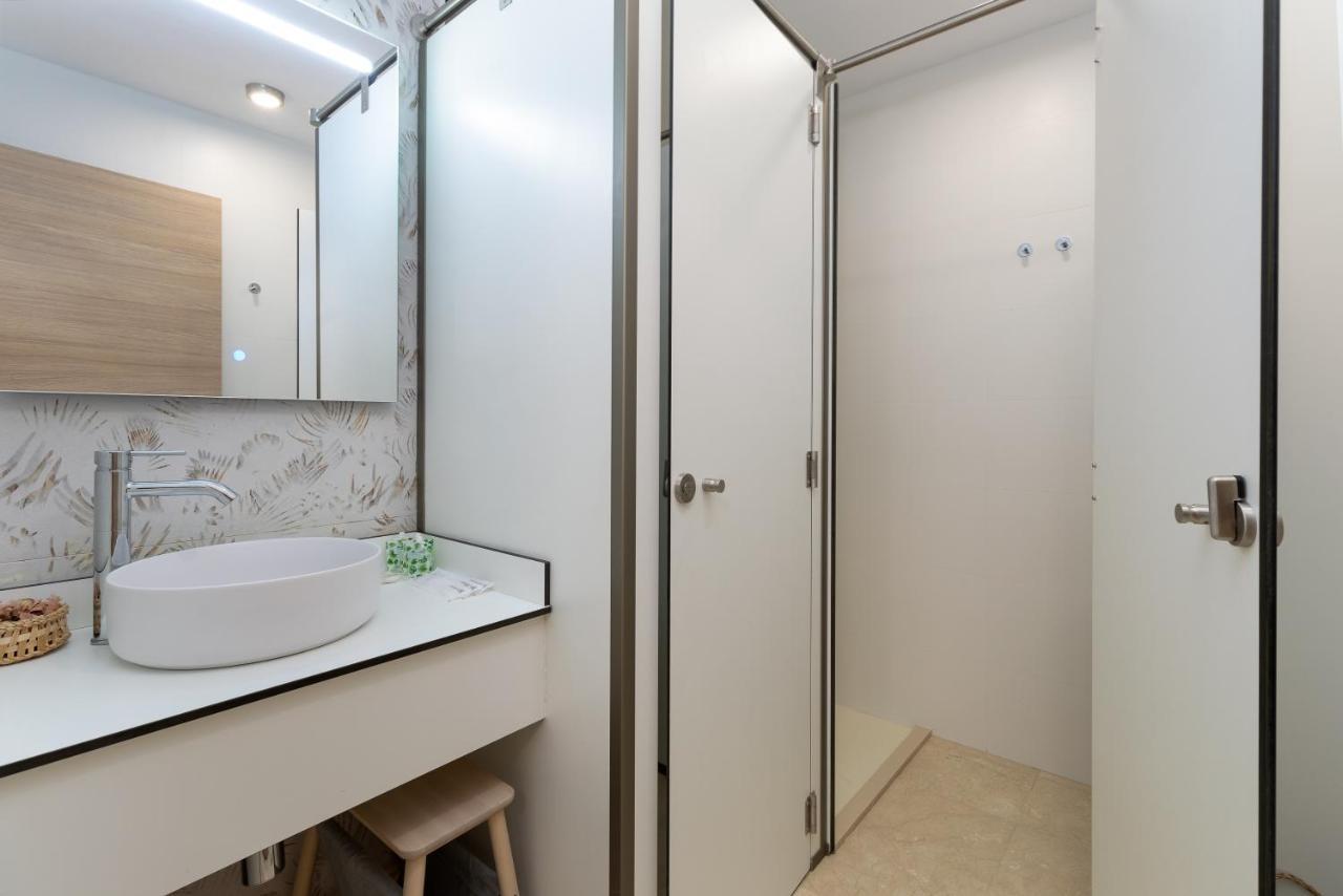 Travel Habitat La Marina Real Leilighet Valencia Eksteriør bilde